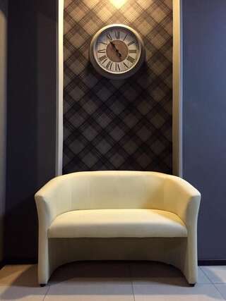 Отель Westend Hotel Kyiv Киев-0