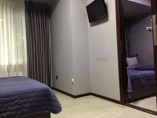 Отель Westend Hotel Kyiv Киев Люкс с 2 спальнями-5
